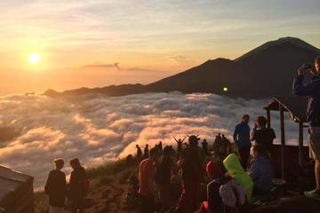 Full-Day Sunrise Hiking Tour of Mount Batur Volcano