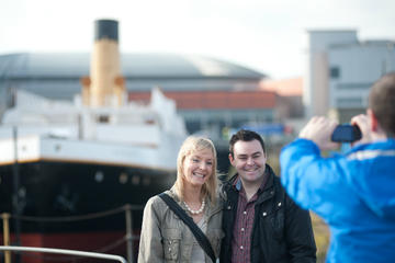 Belfast Titanic and Giants Causeway Tour from Dublin