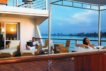 10-Night Luxury Spa Nile Cruise from Cairo