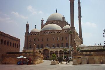 Islamic Cairo sightseeing trip to Alabaster Mosque Sultan Hassan Mosque and Madrassa Khan el-Khalili