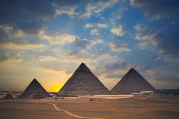 The last of the Ancient Seven Wonders of the World A Papyrus Institute and The Great Pyramids of Giza and Sphinx