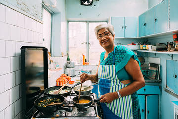 2-Hour Traditional Bengali Meal in a Private Kolkata Home