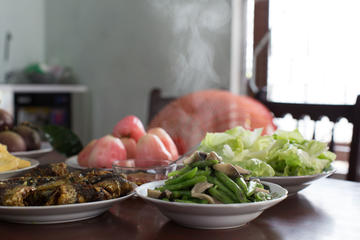 3-hour Traditional Vietnamese Home-Cooking Class in Da Nang