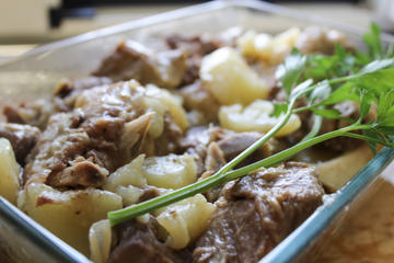 Authentic Spanish Cooking Class and Meal with Locals in a Seville Home
