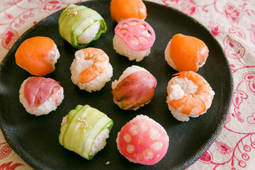 Cooking Class and Sake Tasting in a Japanese Home