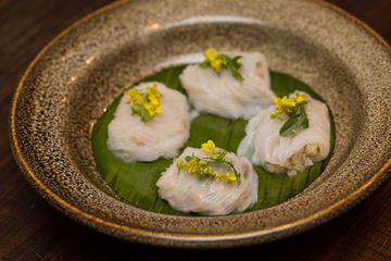 Gourmet Thai cuisine with a Professional in her Rustic Chic Home in Bangkok