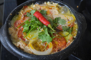 Hands-On Cooking Lesson with a Professional: Cook in a Local Home in Arembepe