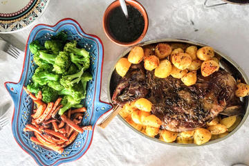Local Market Tour and Traditional Brazilian Cooking Lesson in a Londrina Home