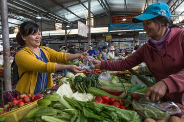 Market Tour and Cooking Class with a Local in Da Nang