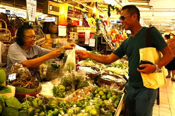 Market Tour and Exquisite Thai Meal with a Professional Chef in his Bangkok Home