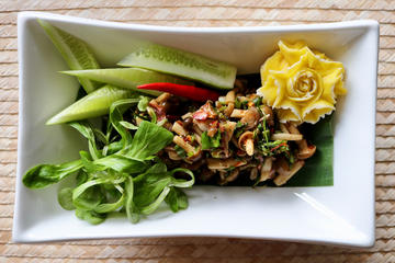 Prepare an Exquisite Thai Meal with a Professional Chef in his Bangkok Home