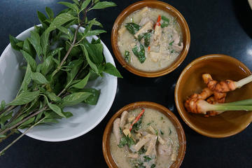 Private Cooking Class and Garden Tour of a Traditional Teak Home in Chiang Mai