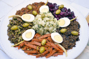 Private Market Tour and Authentic Moroccan Cooking Class with a Casablanca Local