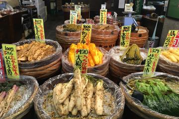 Private Market Visit Cooking Lesson and Meal with A Kyoto Local