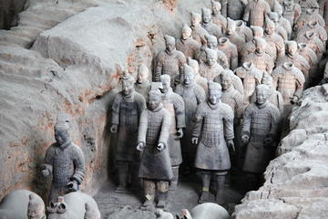Private Xian Day Tour including round way flights from Beijing:  Terra-Cotta Warriors and Horses- Xian City Wall - the Great Mosque