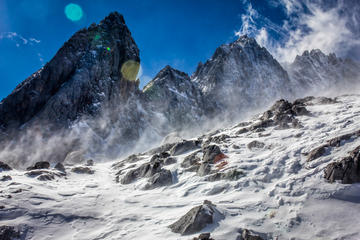 Small Group Day Tour to Lijiang Jade Dragon Snow Mountain of Max 7 Travelers Jade Dragon Snow Mountain-Yushui Village-Yufeng Monastery -No Shopping Stops