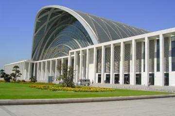 Private Arrival Transfer from Tianjin West Railway Station to Tianjin city hotel