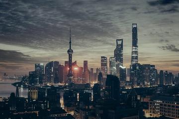 Private Shanghai city day tour: Ride a time-machine to see Shanghai
