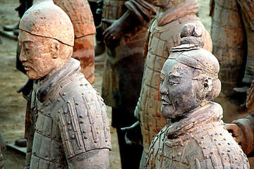Xi'an Full-Day Trip: Terracotta Warriors and Horses Museum and Xi'an Museum