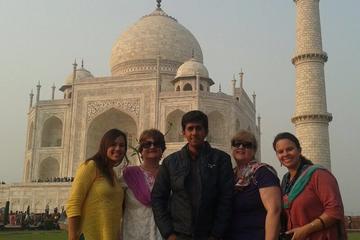 Tajmahal Sunrise View Tour From Delhi