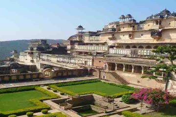 7-Day Royal Forts and Palaces Tour with Tiger Safari in Ranthambore from Jaipur