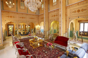 Private Day Trip to Madhogarh Fort with Dinner at Naila Palace