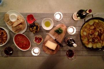 3-hour Lunch or Dinner Experience with a Local Family in Nafplion