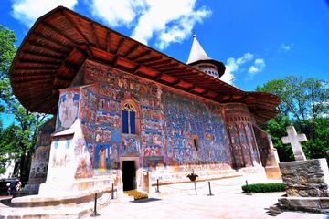 8-Day Transylvania and UNESCO Painted Monasteries from Bucharest