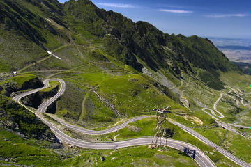 Most Famous Castles and Scenic Road Tour from Bucharest