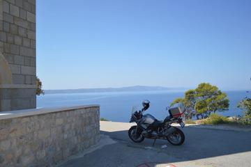 1200cc Motorcycle Rental from Turda
