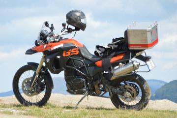 800cc Motorcycle Rental from Turda