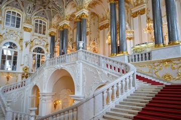 Private Hermitage State Museum with Faberge Halls Tour and 3-Course Traditional Russian Lunch in St. Petersburg