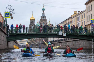 Private Saint-Petersburg Early Access Canoe Water Tour