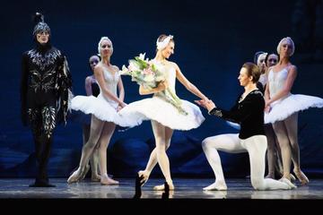 St Petersburg Private Theater Tour and Russian Classical Ballet Evening Performance
