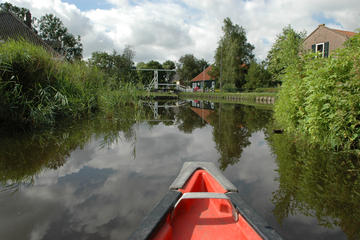 Guided Sunset Canoe Tour and Dinner in Waterland from Amsterdam
