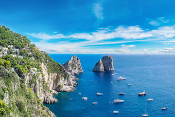 Pompeii and Capri Tour by Boat from Sorrento