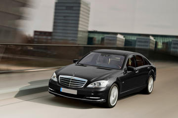 Paris Region Luxury Day in a Chauffeured Mercedes