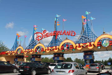 Round Trip Transfer from Charles de Gaulle (CDG) or Orly (ORY) Airports to Disneyland