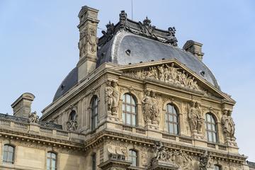 Skip-The-Line Louvre Small-Group Tour: Introduction to the Masterpieces