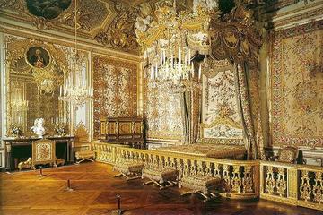 Skip the Line Versailles Palace Ticket with an Audio Guide and River Cruise Ticket