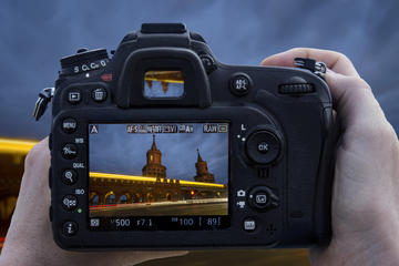 Berlin 3-Hour Night Photography Walking Tour
