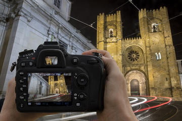 Lisbon Day and Night Photography Tour with a Professional Photographer