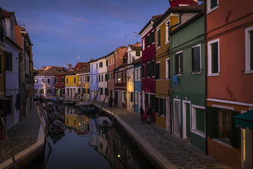 Murano and Burano Full Day Photo Tour with a Professional Photographer