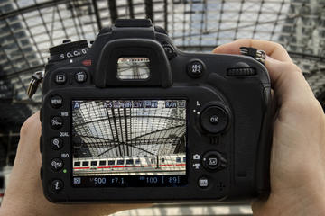 Private Berlin Day and Night Photography Walking Tour