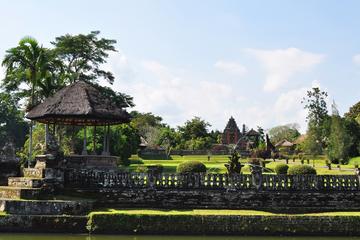 Bali Temples Sunset Tour: Taman Ayun and Tanah Lot