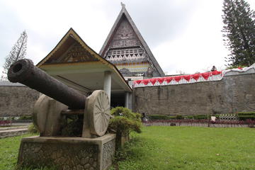 Private Manado City Tour