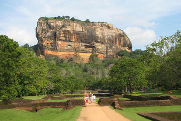 Private 2-Day Sigiriya excursion