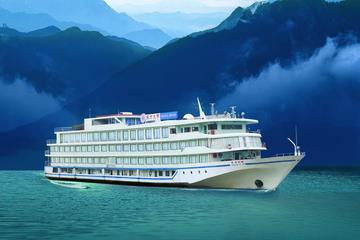 12-Day Private Tour: Beijing, Xi'an, Yangtze River Cruise and Shanghai