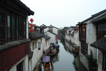 Private Day Trip: Tongli Water Town from Shanghai with Lunch