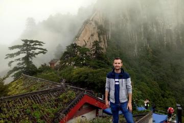 2-Day Private Tour: Terracotta Warriors and Huashan Mountain Including Cable Car